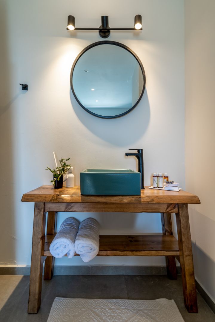 Pignolia Suites Deluxe Suite Outdoor Jacuzzi & Sea View 018